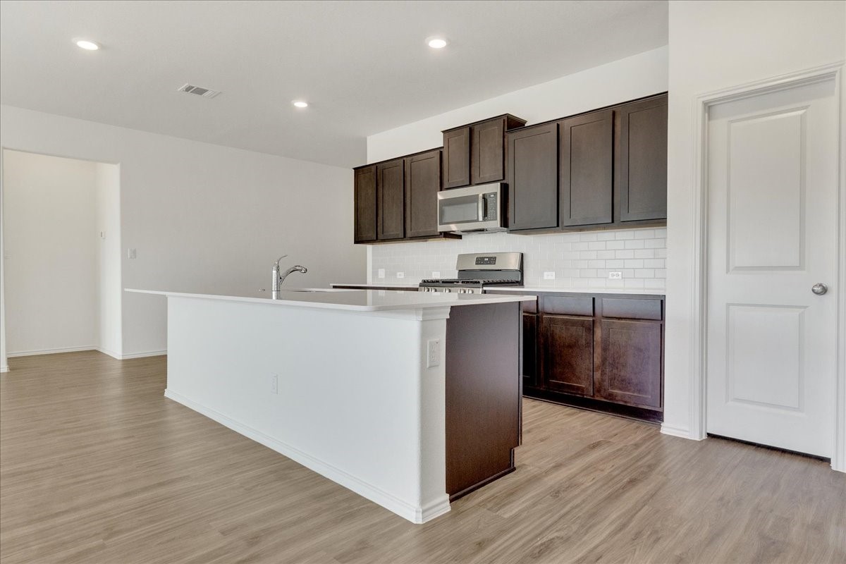 816 Mallow Road Leander, TX 78641 - Photo 5 of 21