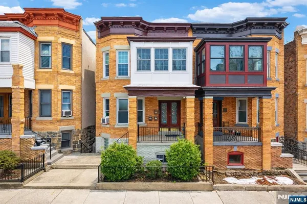 $1,298,000 | 20 Concord Street, Jersey City, NJ 07306