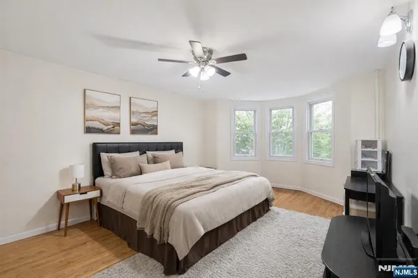 $1,298,000 | 20 Concord Street, Jersey City, NJ 07306