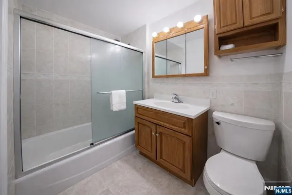 $1,298,000 | 20 Concord Street, Jersey City, NJ 07306