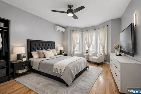 $1,298,000 | 20 Concord Street, Jersey City, NJ 07306