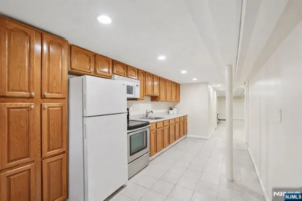 $1,298,000 | 20 Concord Street, Jersey City, NJ 07306