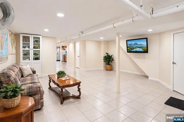 $1,298,000 | 20 Concord Street, Jersey City, NJ 07306