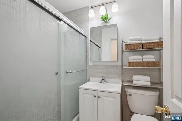 $1,298,000 | 20 Concord Street, Jersey City, NJ 07306