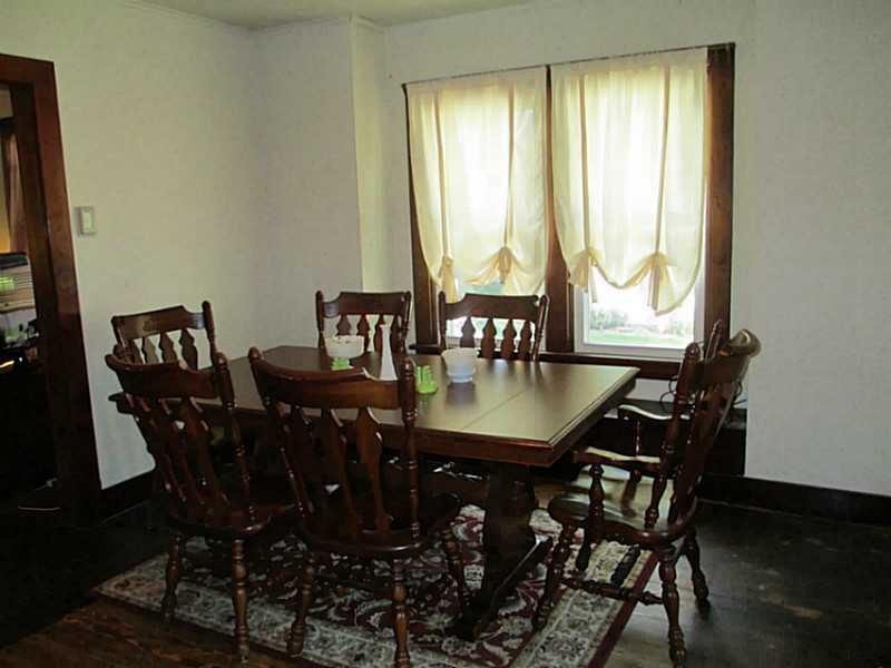 116 North Woodlawn Road Butler, PA 16001 - Photo 7 of 23 Dining Room.