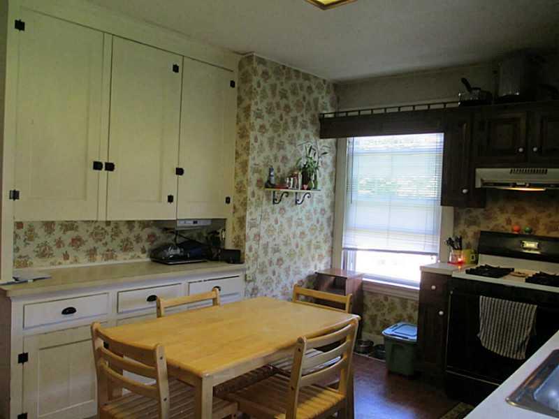 116 North Woodlawn Road Butler, PA 16001 - Photo 9 of 23 Kitchen.
