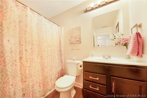 $249,900 | 2006 Liberty Drive, Jeffersonville, IN 47130