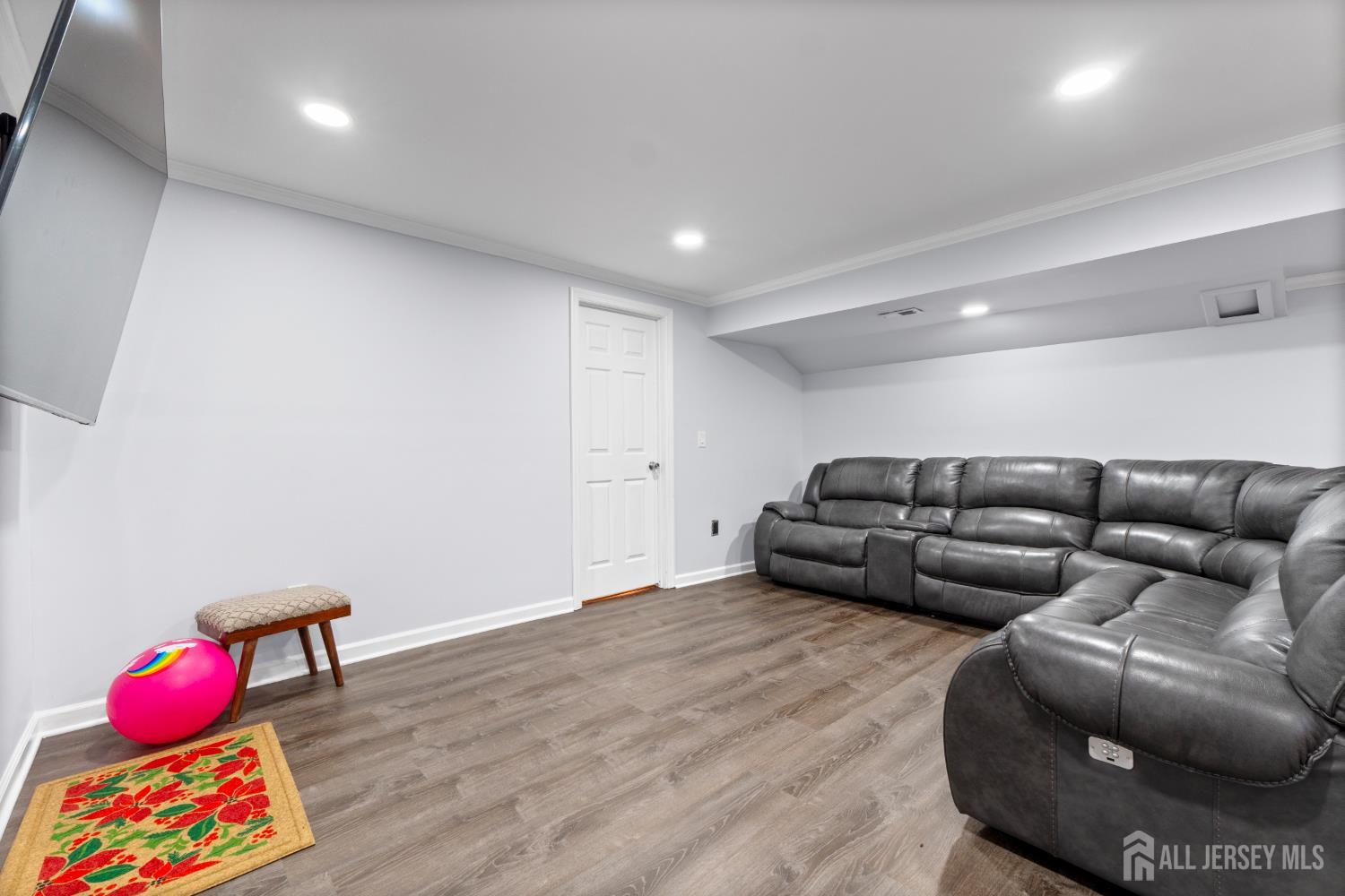114 Pendleton Place Old Bridge, NJ 08857 - Photo 23 of 49 a living room with furniture and a couch