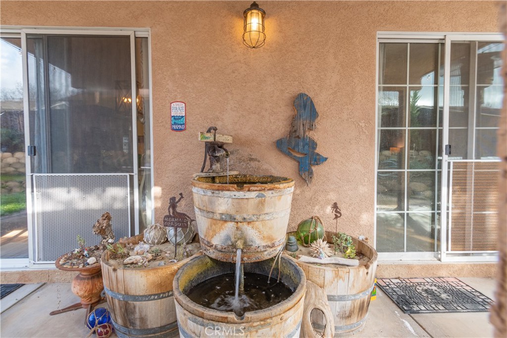 2660 Vineyard Circle Paso Robles, CA 93446 - Photo 26 of 39 a dining room with furniture and wooden floor
