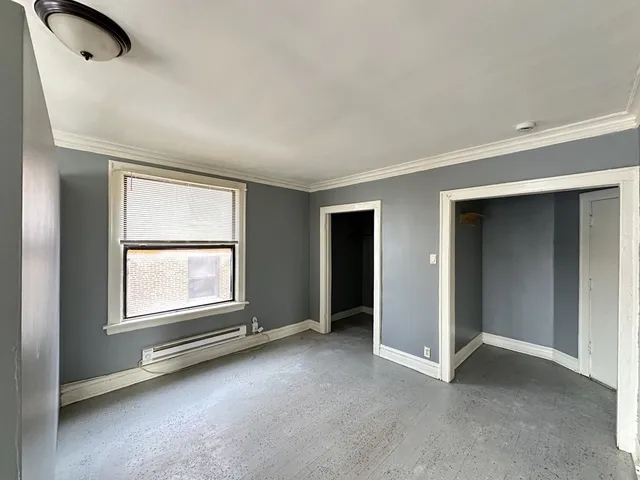 $1,100 | 3121 North Hamlin Avenue, Unit 2H, Chicago, IL 60618
