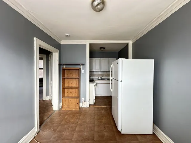 $1,100 | 3121 North Hamlin Avenue, Unit 2H, Chicago, IL 60618