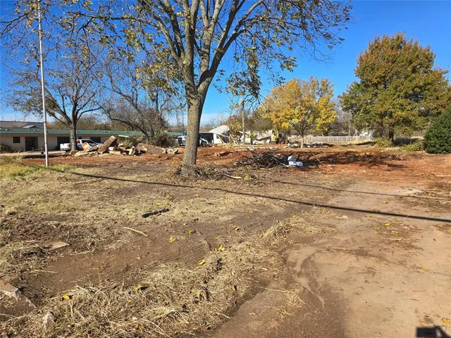 $995,000 | 2309 West Washington Street, Stephenville, TX 76401