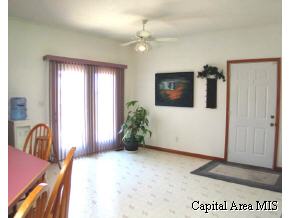 5184 Mechanicsburg Road Springfield, IL 62712 - Photo 4 of 9