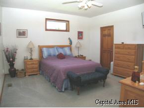 5184 Mechanicsburg Road Springfield, IL 62712 - Photo 8 of 9