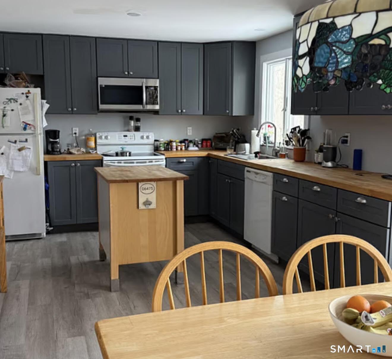 708 East Pond Meadow Road Westbrook, CT 06498 - Photo 3 of 4