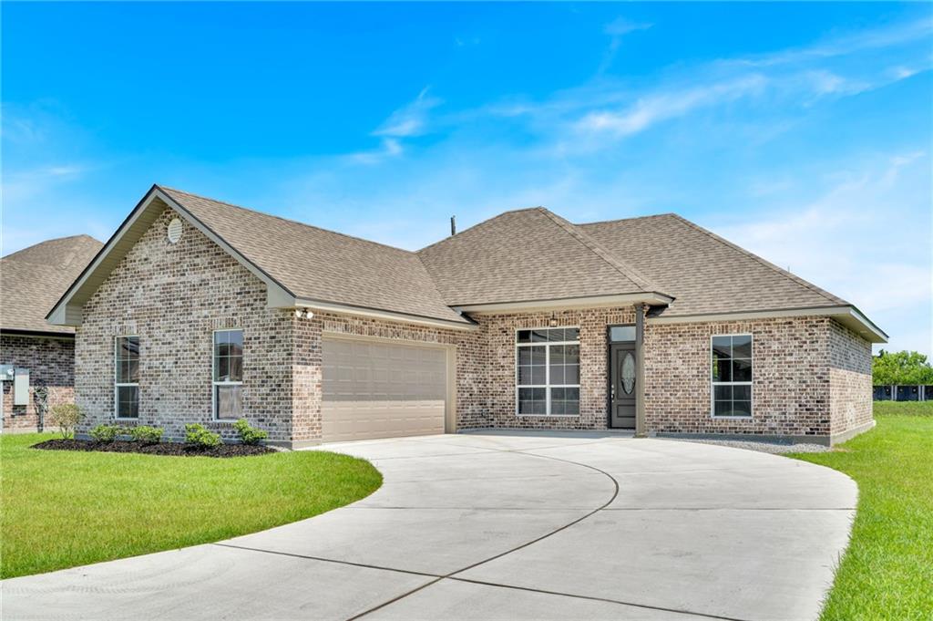 719 Rue Saint Michael Terrytown, LA 70056 - Photo 2 of 27 Gallery Image 2