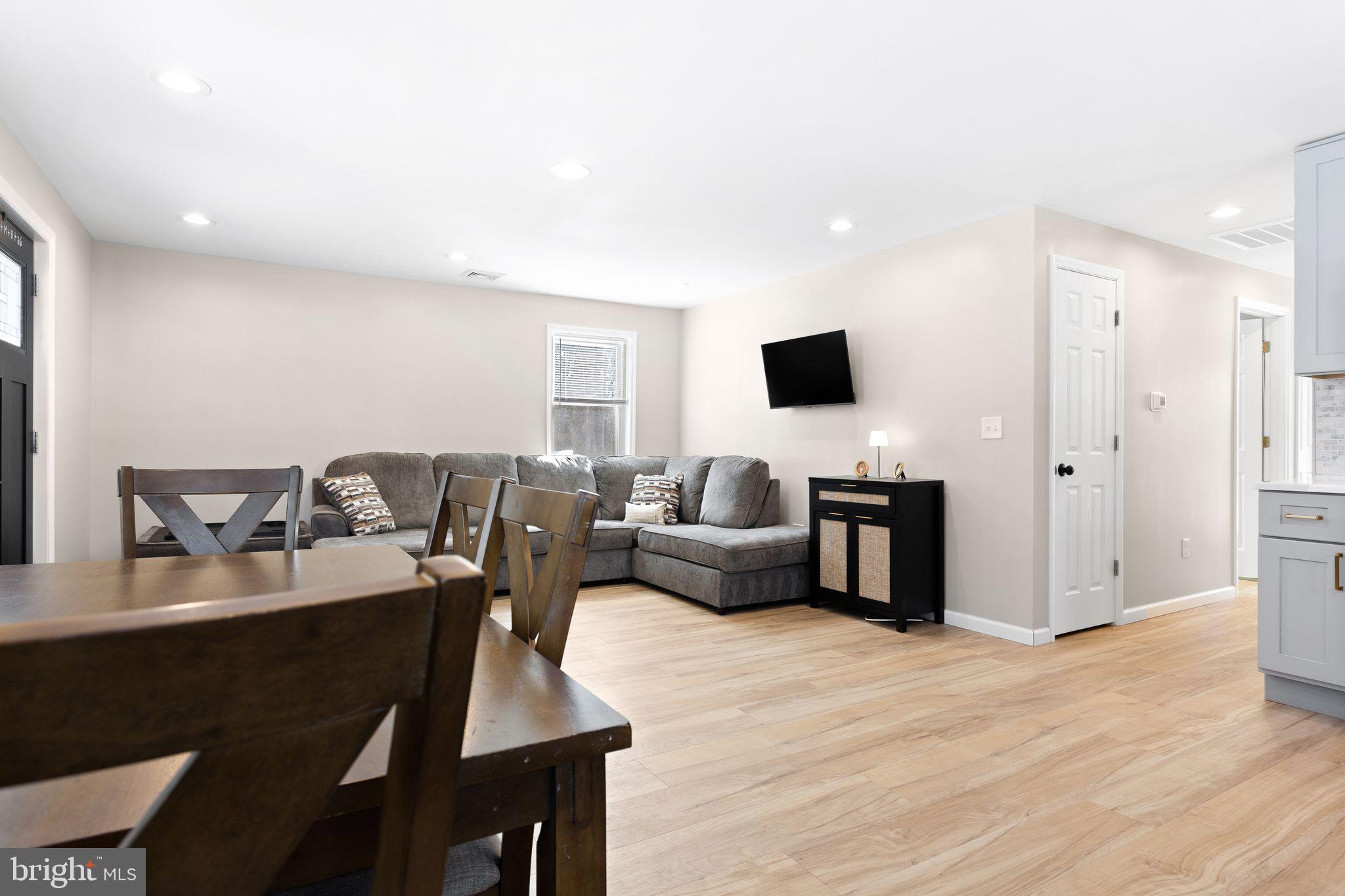 69 Holly Road Gibbsboro, NJ 08026 - Photo 11 of 32