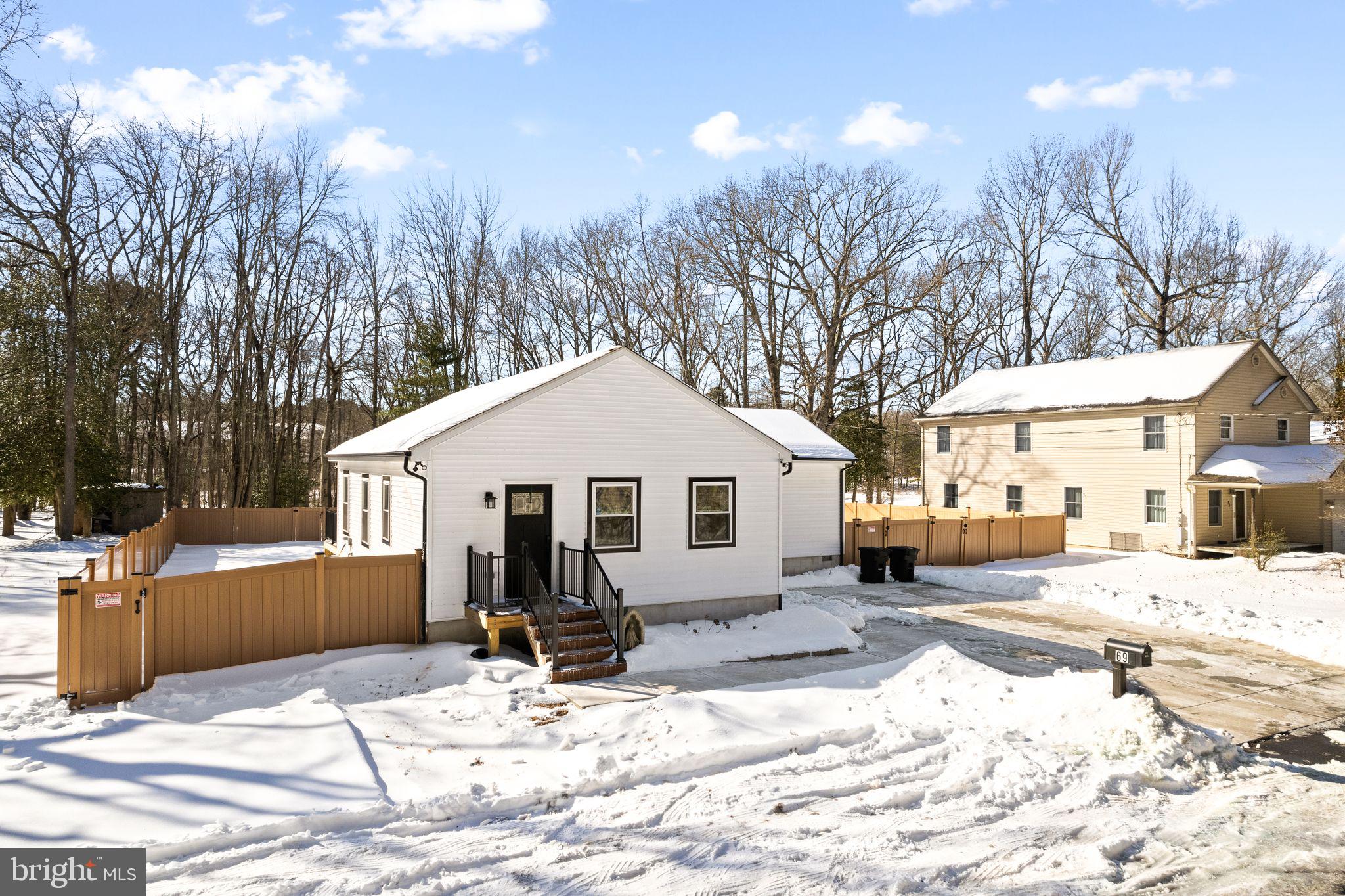 69 Holly Road Gibbsboro, NJ 08026 - Photo 4 of 32