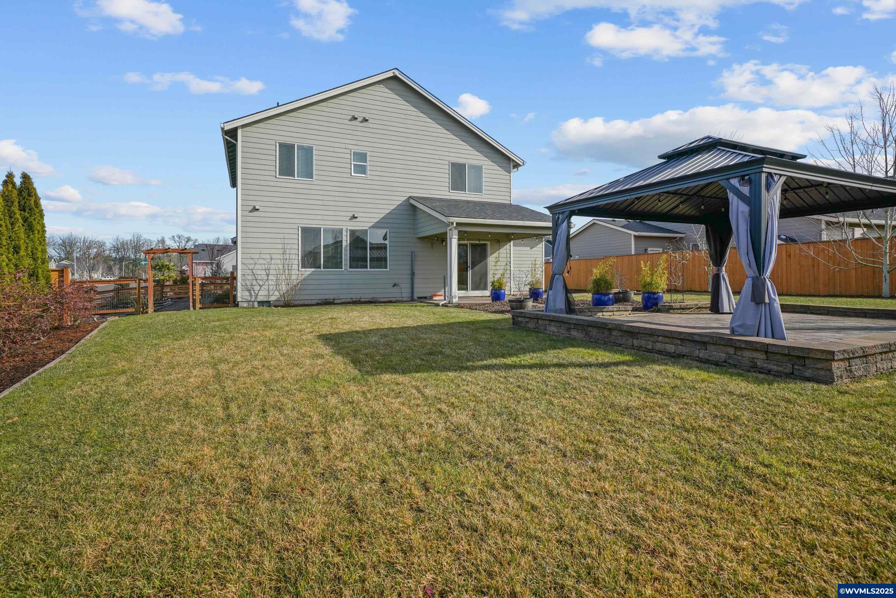 6082 Northeast Tuscan Loop Albany, OR 97321 - Photo 38 of 43 Gallery Image 38