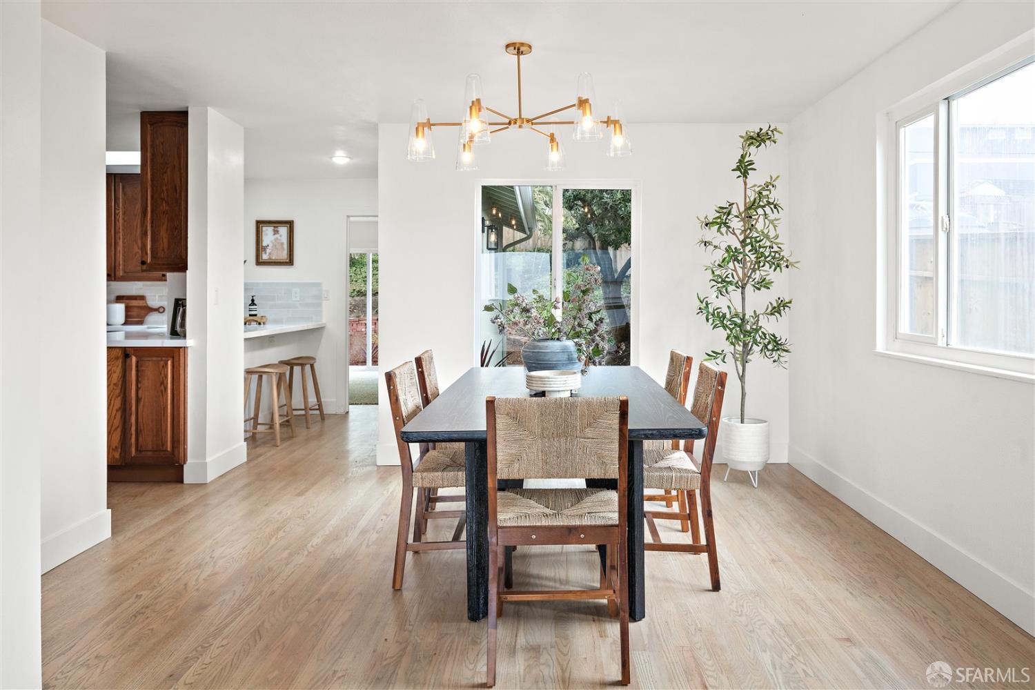 121 Beachview Avenue Pacifica, CA 94044 - Photo 12 of 56