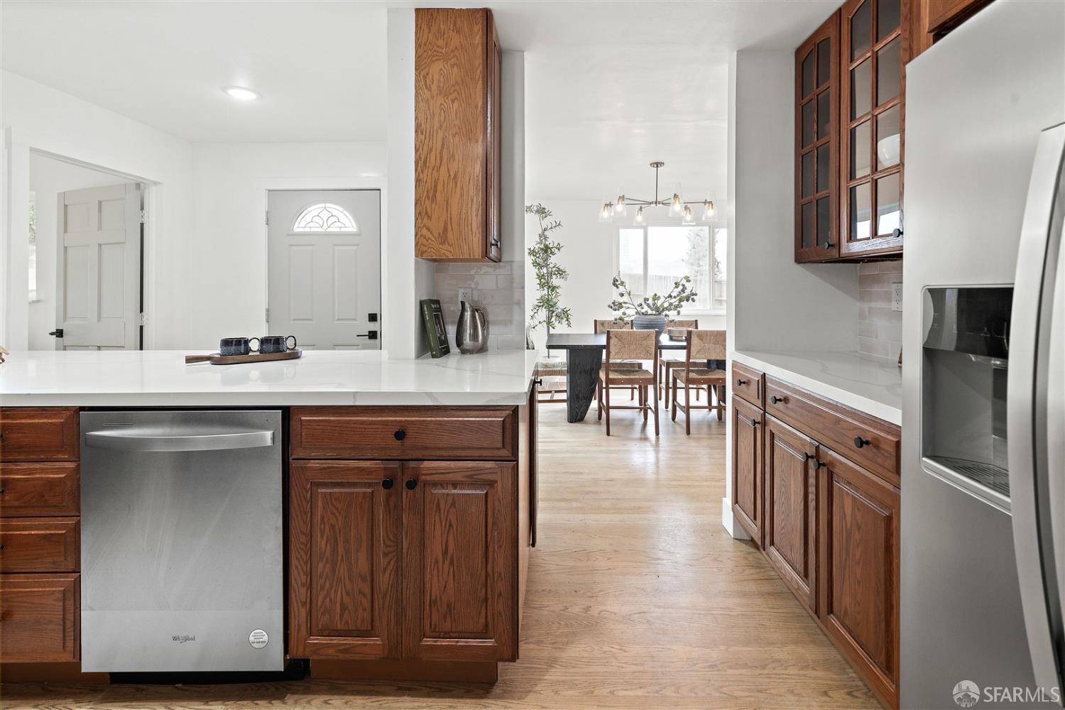 121 Beachview Avenue Pacifica, CA 94044 - Photo 18 of 56