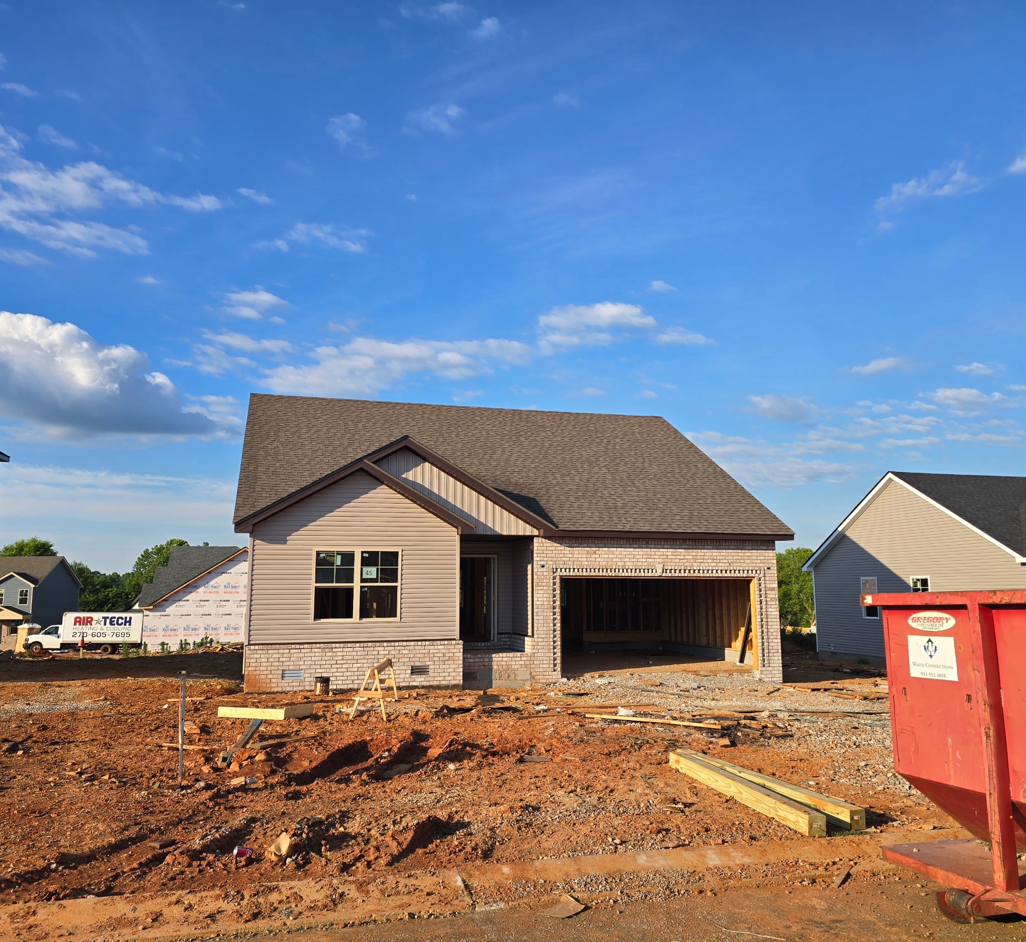 45 Echo Ridge Oak Grove, KY 42262 - Photo 3 of 35 a front view of a house with a yard