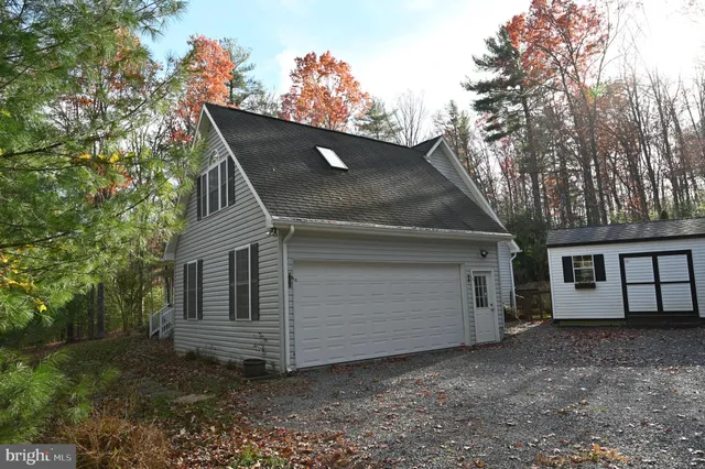 $2,700 | 158 Redtail Court, Basye, VA 22810