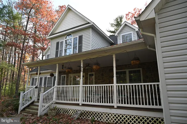 $2,700 | 158 Redtail Court, Basye, VA 22810