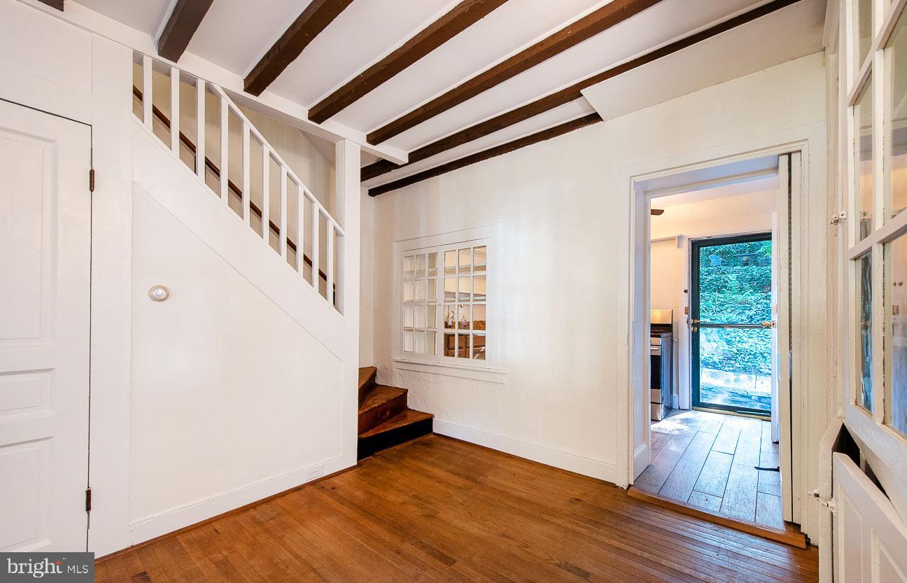 71 West Rose Valley Road Wallingford, PA 19086 - Photo 9 of 36 Kitchen as seen from Dining area