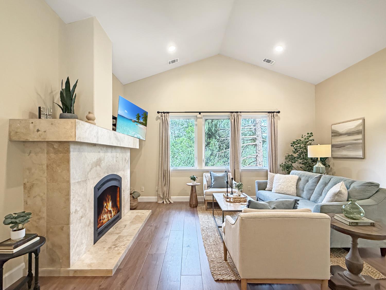 11508 Ragan Way Grass Valley, CA 95949 - Photo 3 of 46