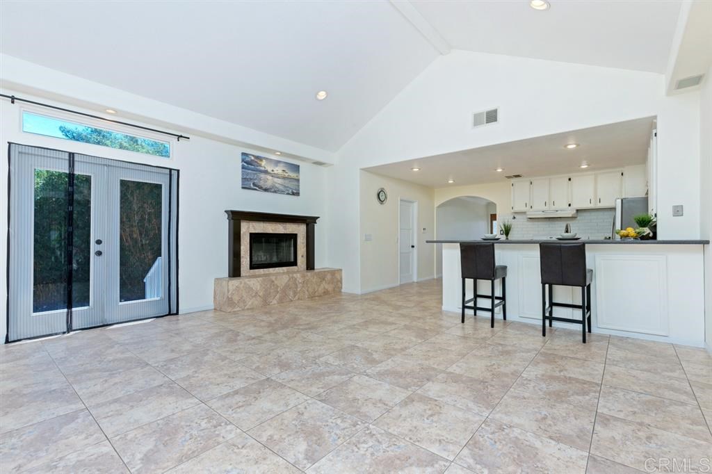 677 Gretchen Road Chula Vista, CA 91910 - Photo 3 of 10