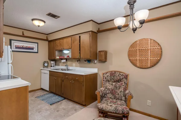 $129,900 | 100 Cedar Street, Unit 305, Mankato, MN 56001