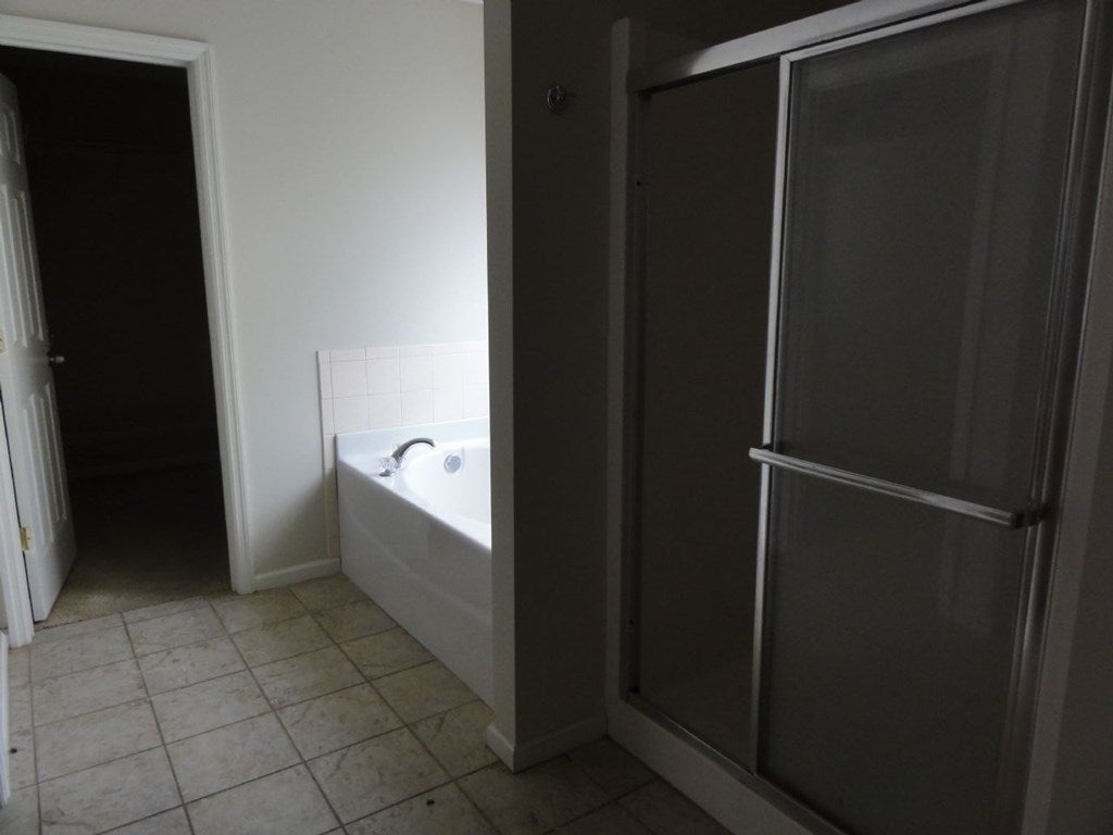 3960 Cutter Point Valdosta, GA 31605 - Photo 6 of 10 Gallery Image 6