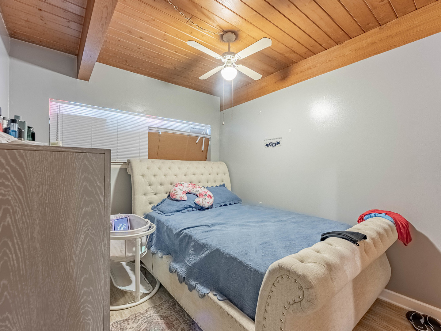 3847 Euclid Avenue Berwyn, IL 60402 - Photo 22 of 32 a bedroom with a bed and a dresser