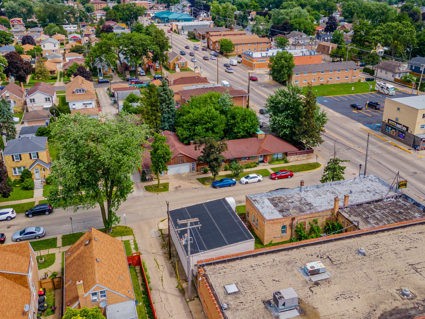 3847 Euclid Avenue Berwyn, IL 60402 - Photo 30 of 32 an aerial view of a city