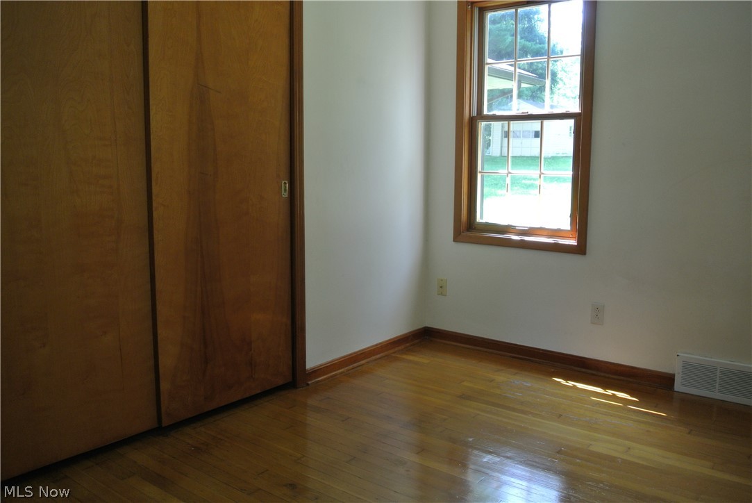 2964 Rockside Road Independence, OH 44131 - Photo 18 of 33 Wood floors in 2nd and 3rd bedrooms
