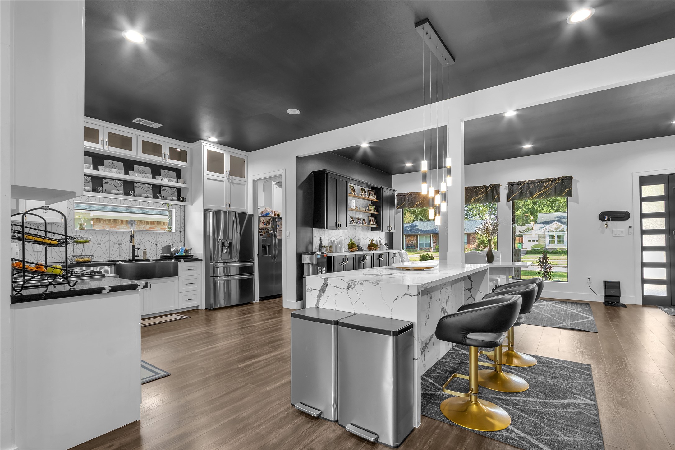 15406 Torry Pines Road Houston, TX 77062 - Photo 13 of 50 a large kitchen with a table and chairs in it