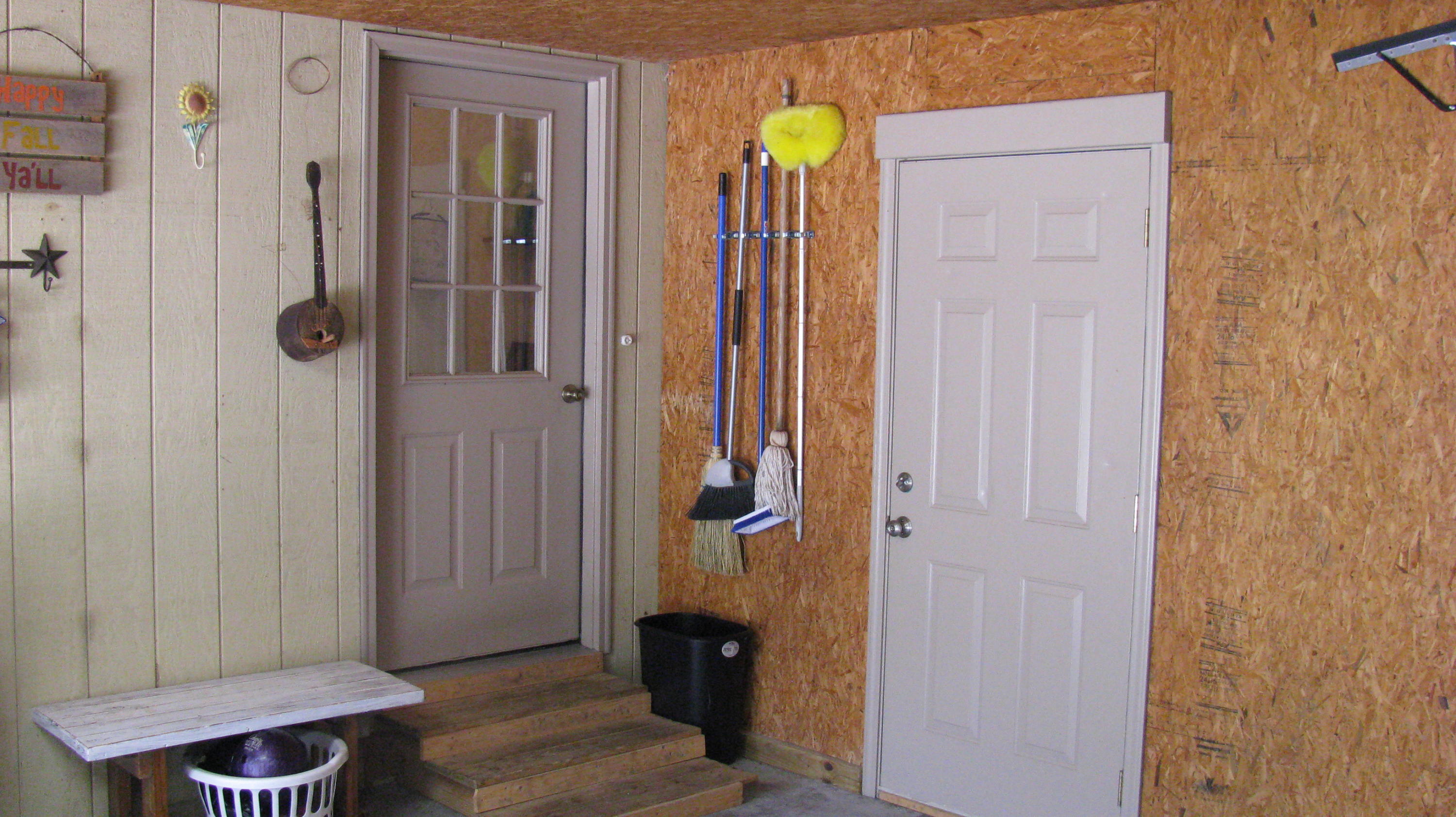 201 George Smith Road Crossville, TN 38571 - Photo 25 of 34 Garage entry to utility room - rear yard