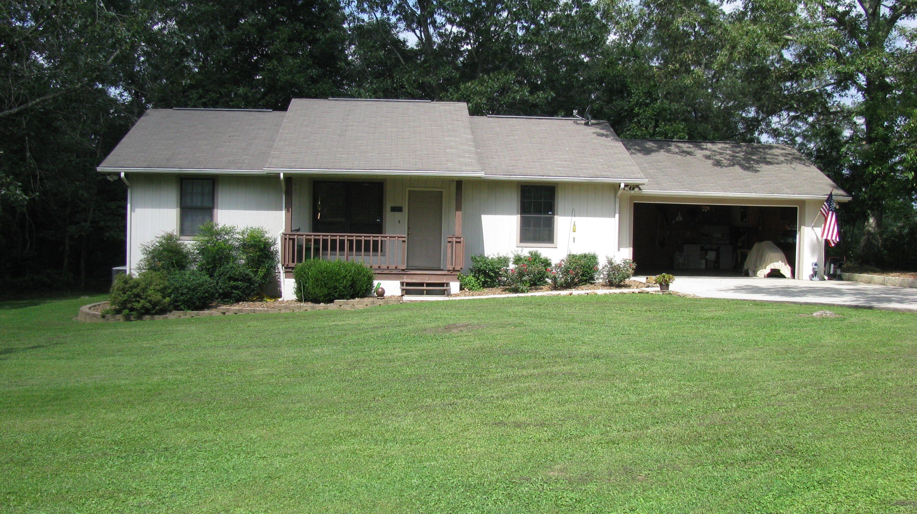 201 George Smith Road Crossville, TN 38571 - Photo 33 of 34 House Front View