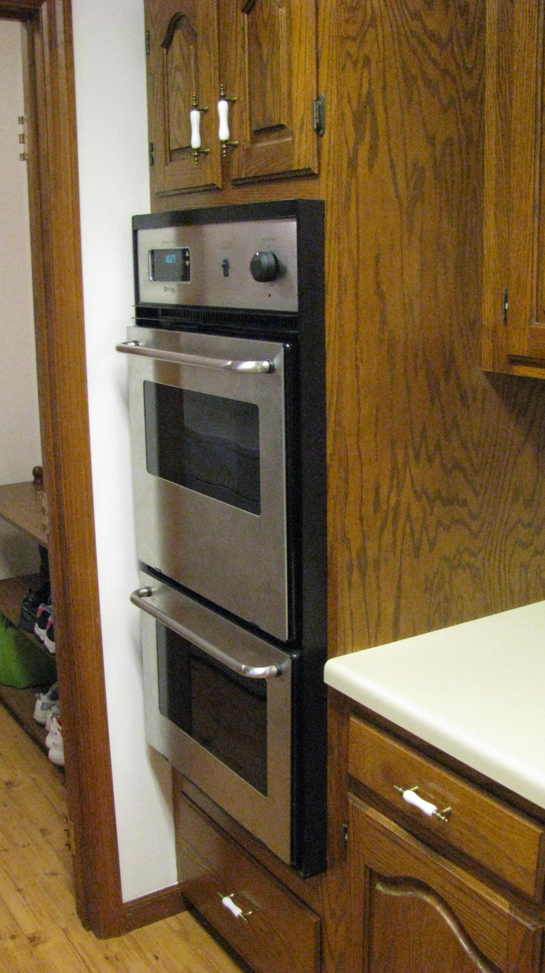 201 George Smith Road Crossville, TN 38571 - Photo 9 of 34 Double oven