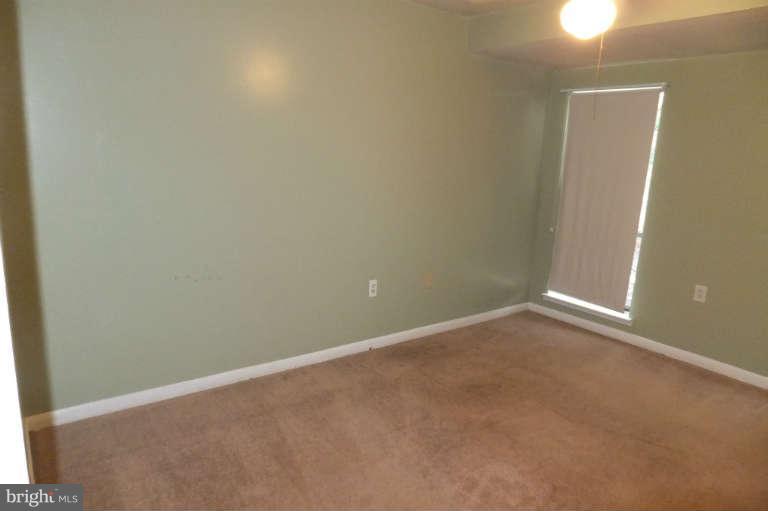 17803 Buehler Road, Unit 1J Olney, MD 20832 - Photo 16 of 30 Bedroom (Master)