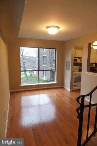 17803 Buehler Road, Unit 1J Olney, MD 20832 - Photo 9 of 30 Dining Room