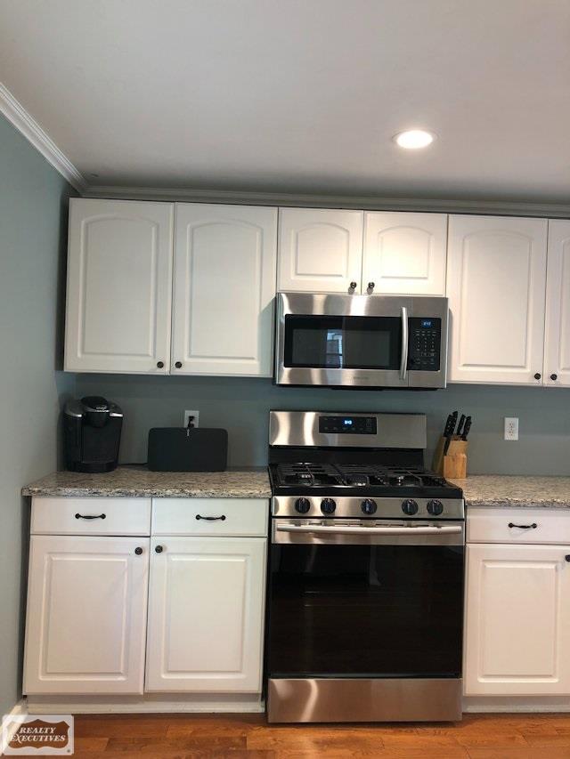 199 Benjamin Street Romeo, MI 48065 - Photo 25 of 37 31350057-24.JPG
