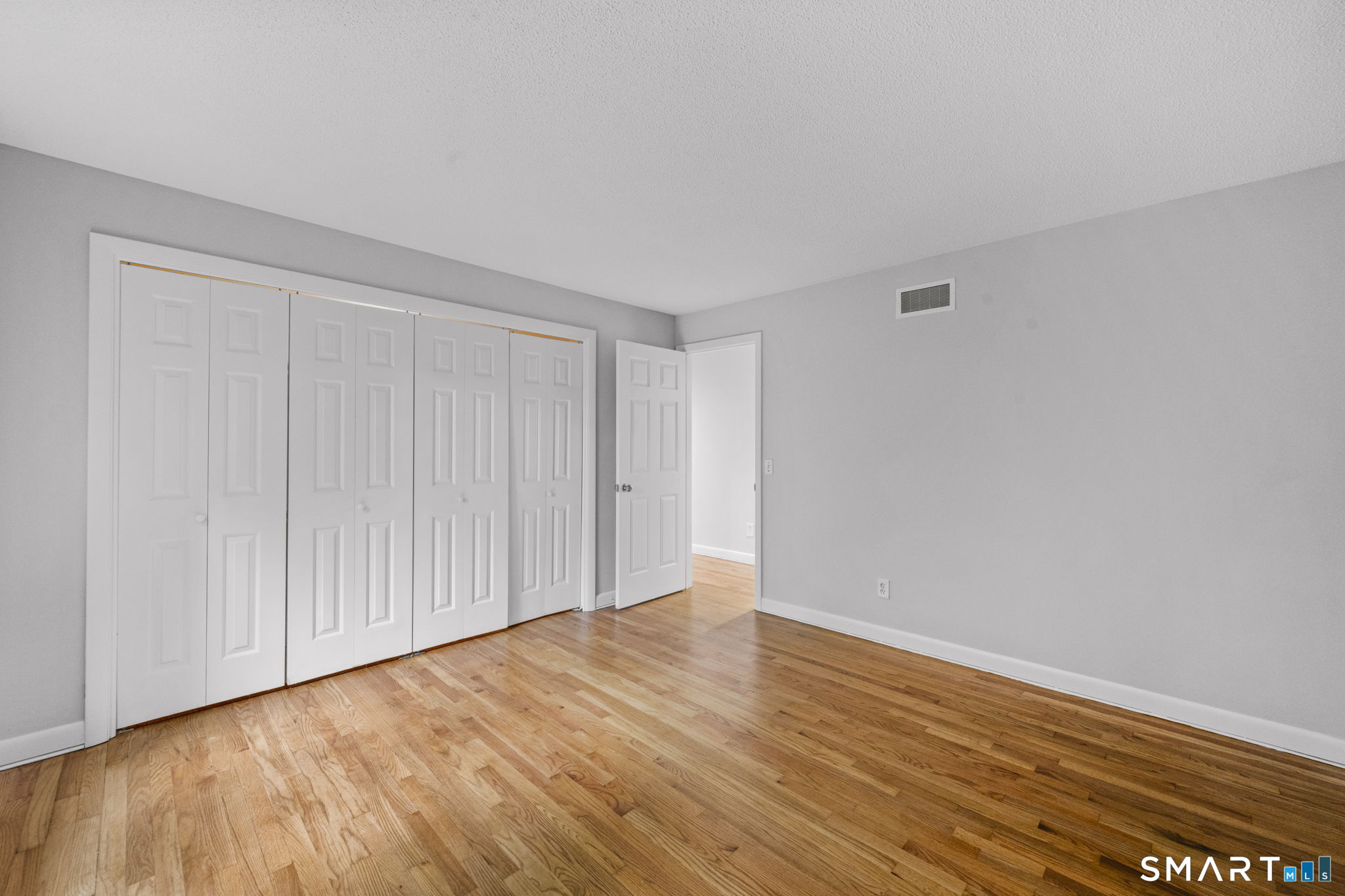 30 North Canton Road Simsbury, CT 06092 - Photo 27 of 38