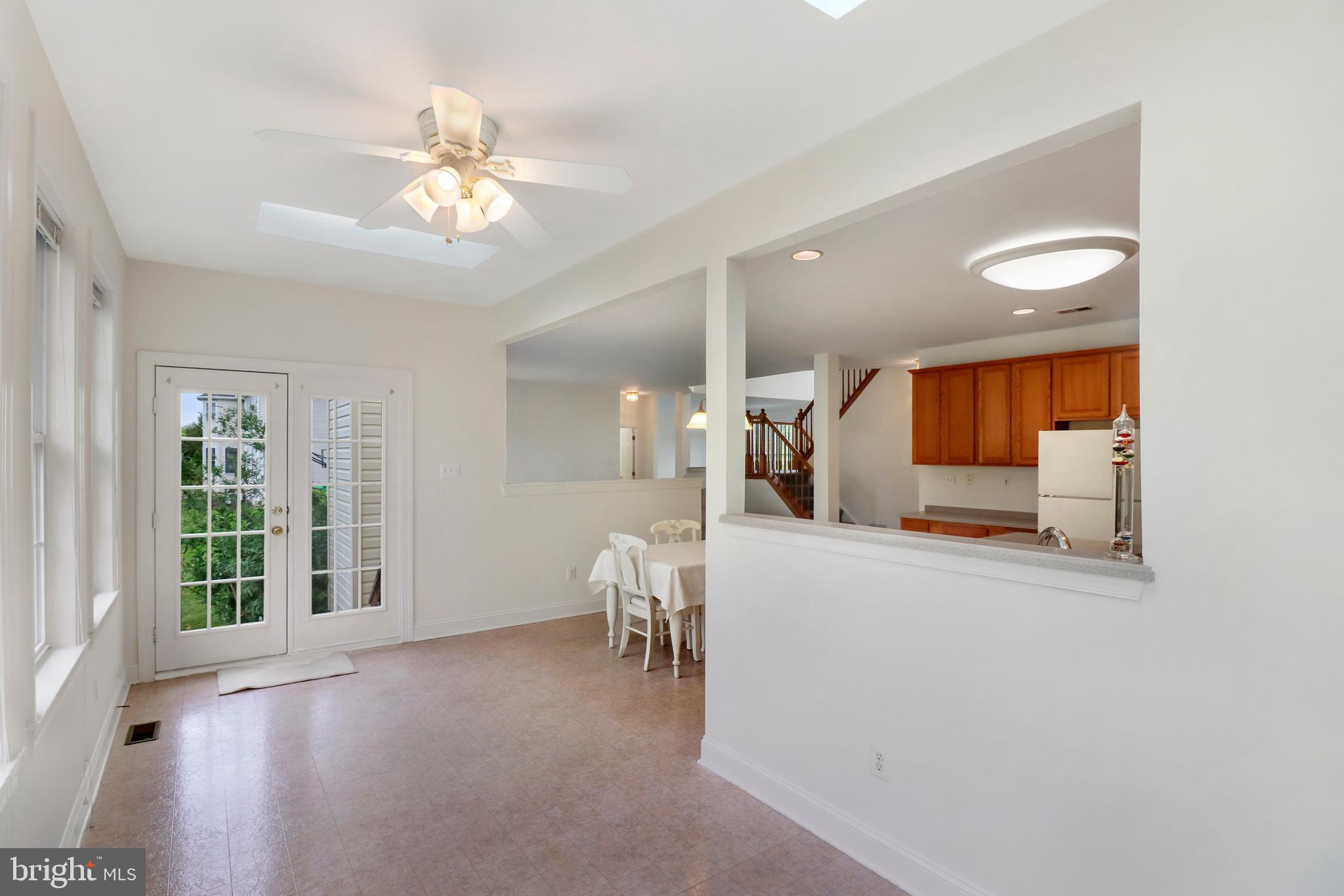 32 Compton Drive East Windsor, NJ 08520 - Photo 40 of 97 Kitchen/Breakfast Room