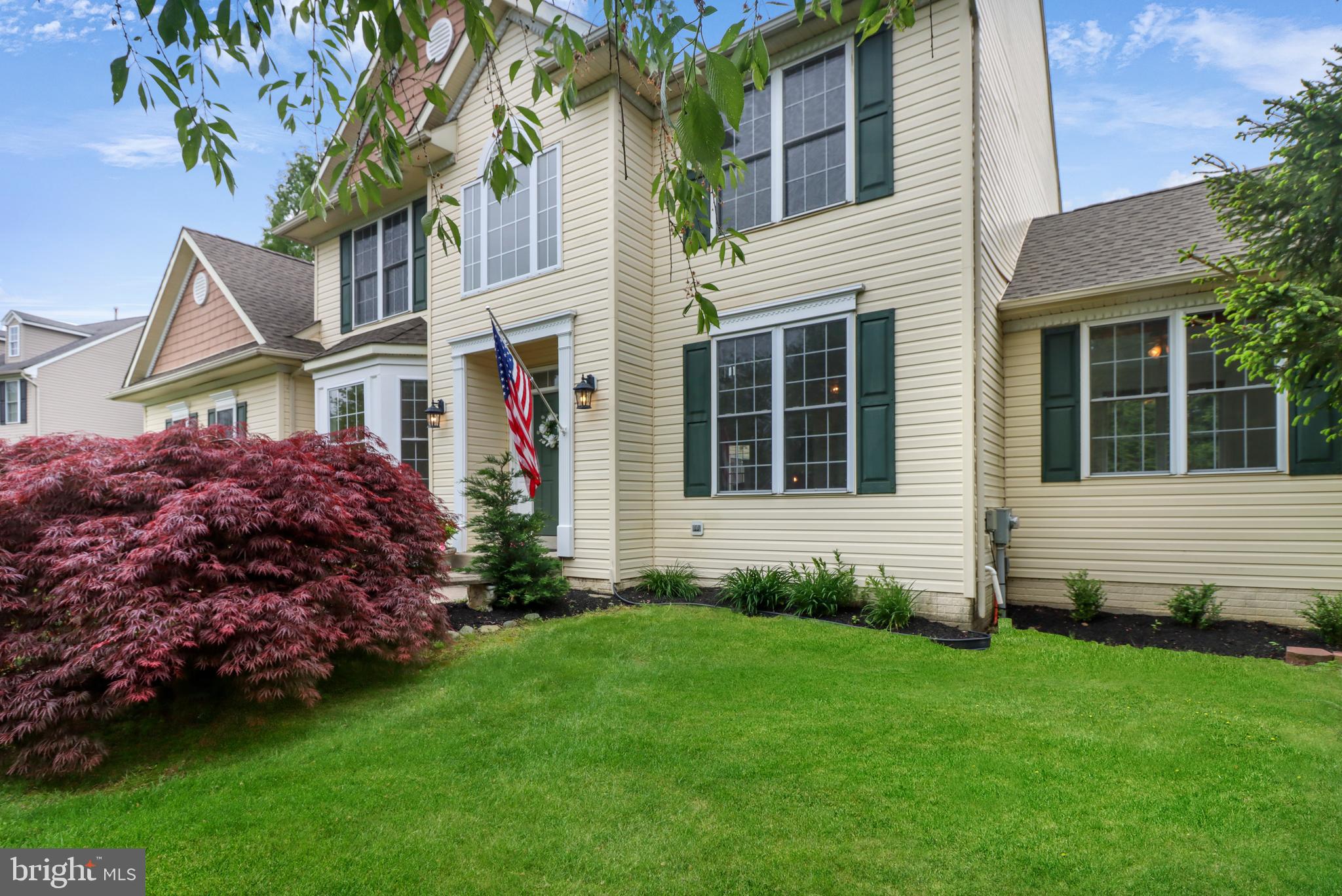 32 Compton Drive East Windsor, NJ 08520 - Photo 4 of 97