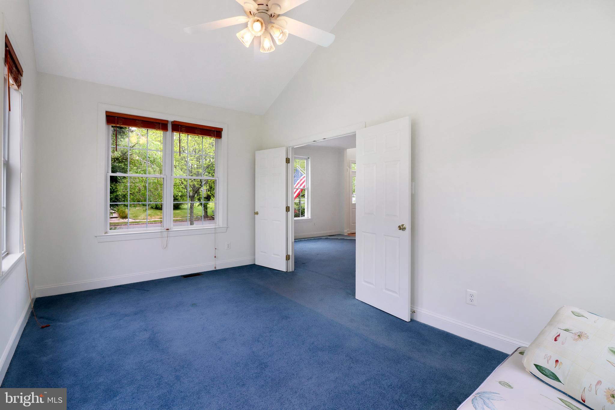 32 Compton Drive East Windsor, NJ 08520 - Photo 49 of 97 Sunroom/Study (could be used as a bedroom)
