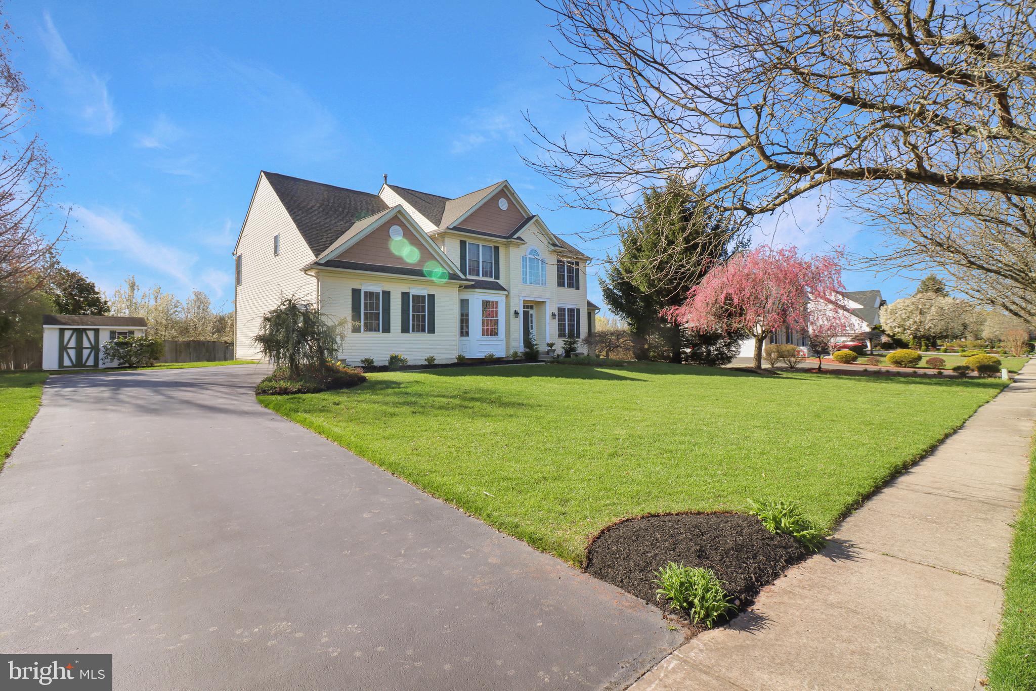 32 Compton Drive East Windsor, NJ 08520 - Photo 10 of 97