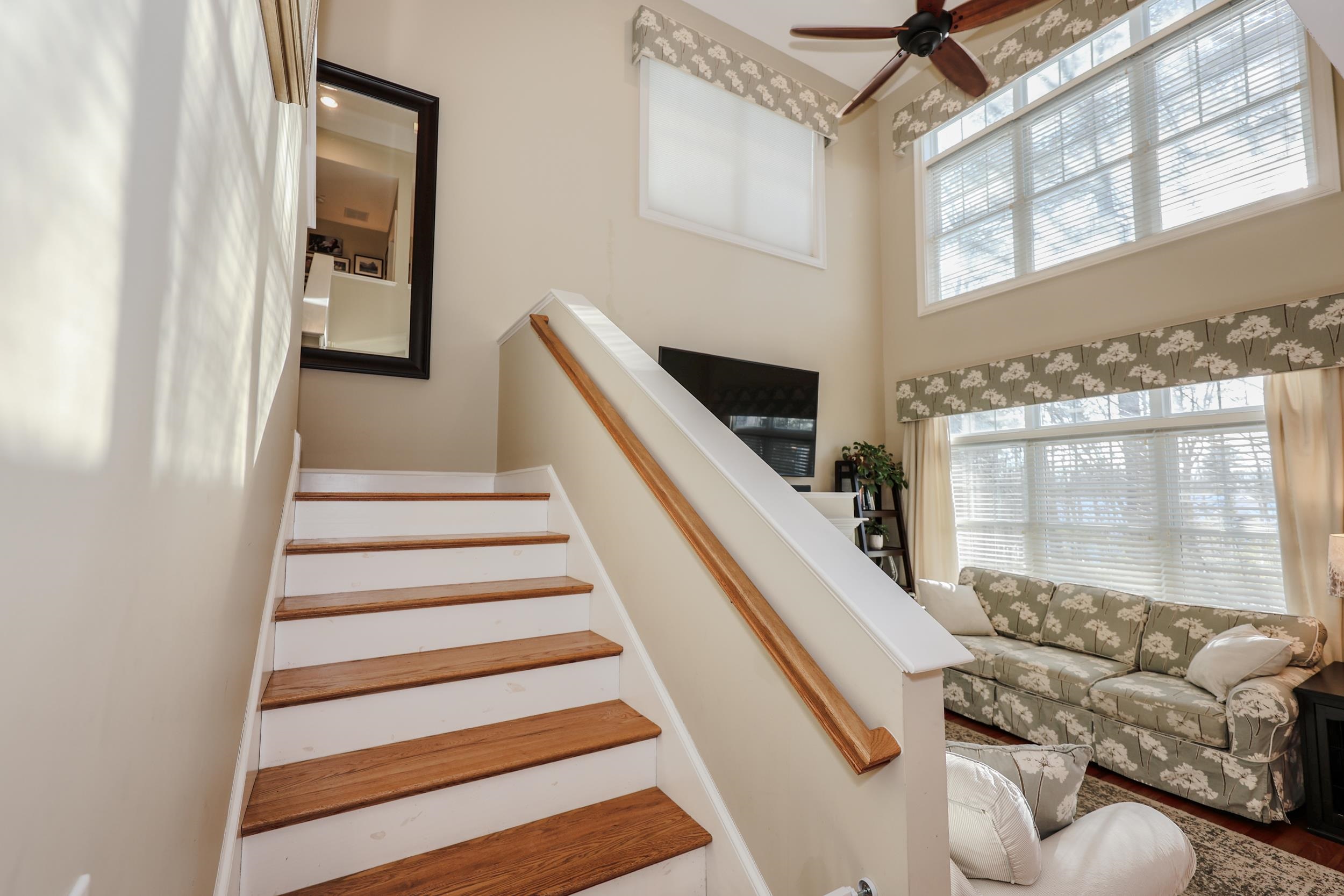 78 Woodview Way, Unit 78 Manchester, NH 03102 - Photo 14 of 46