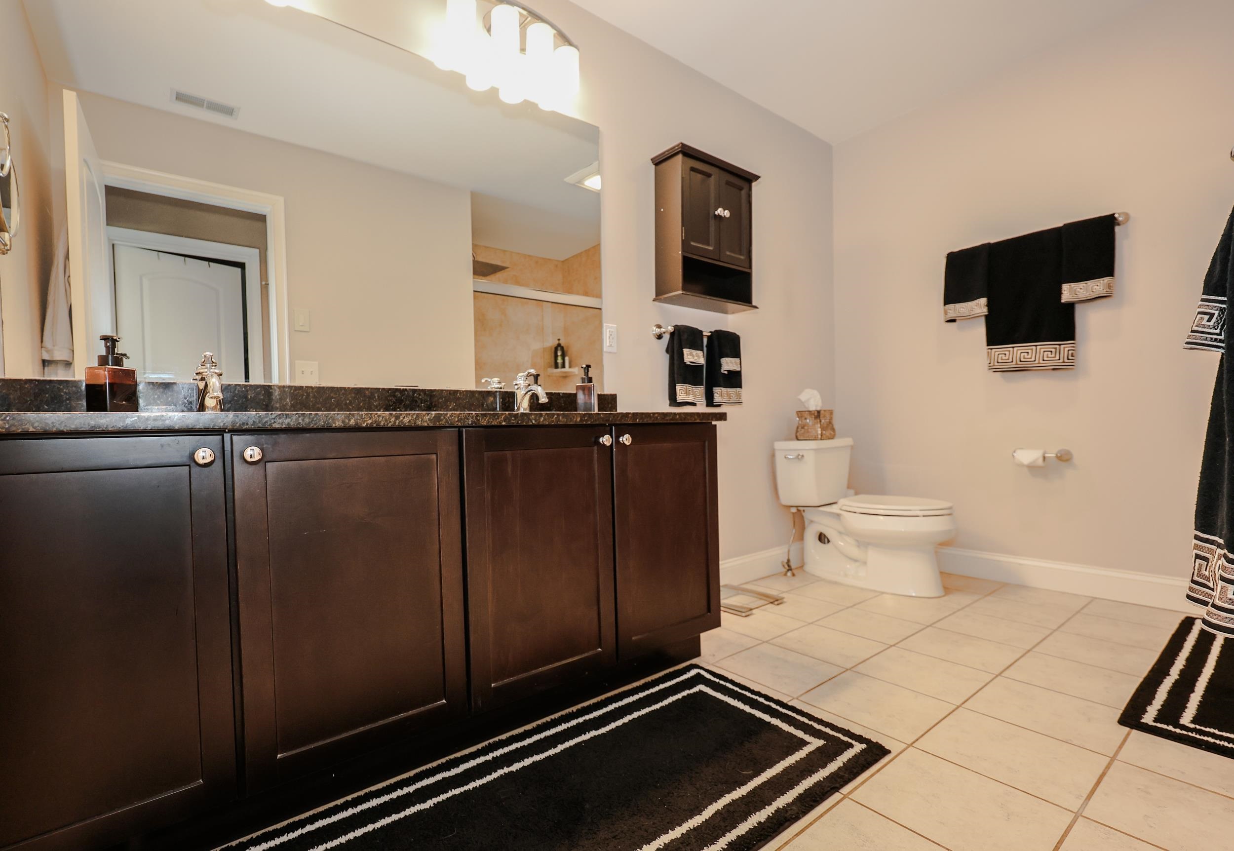 78 Woodview Way, Unit 78 Manchester, NH 03102 - Photo 21 of 46